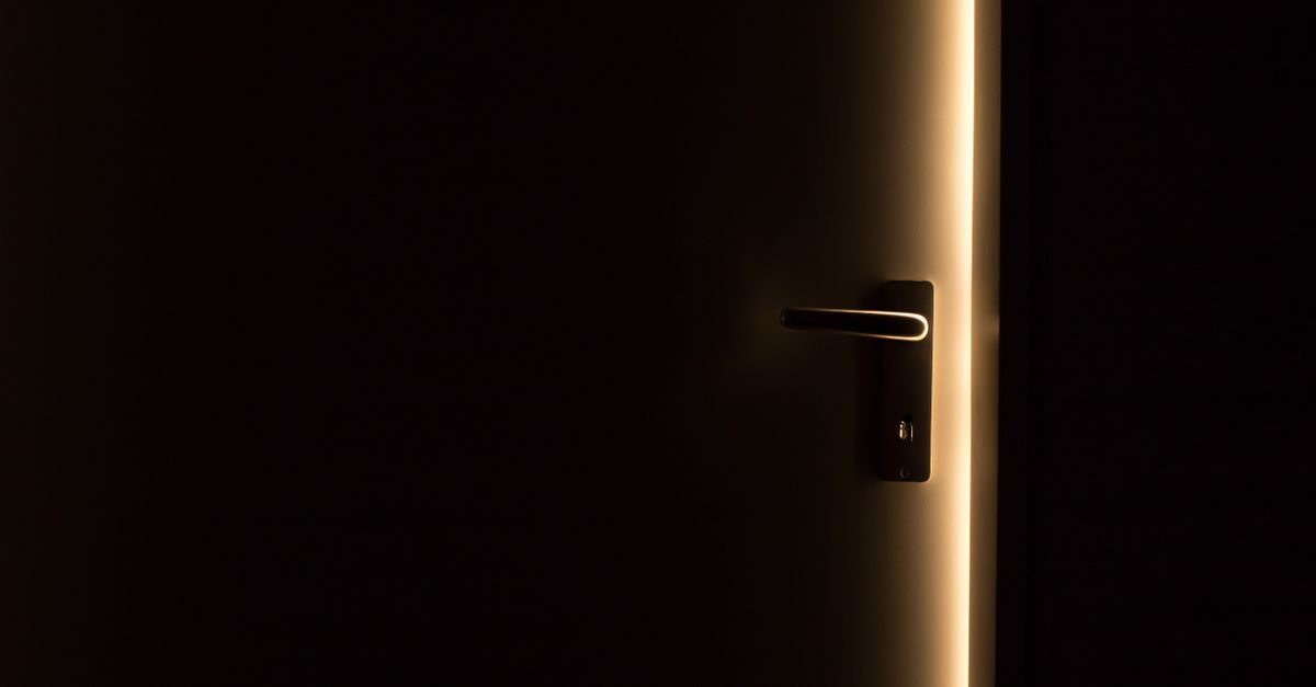 home security lock door — Wellwood Ave Locksmith