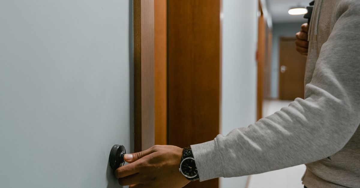 home security lock door — Wellwood Ave Locksmith